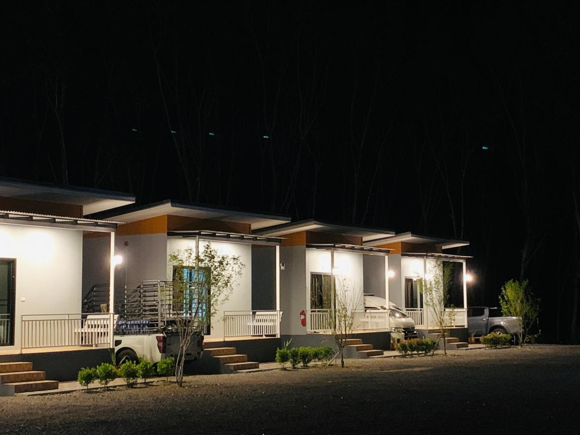 Suanvadee Resort สวนวดี รีสอร์ท ساك دون المظهر الخارجي الصورة