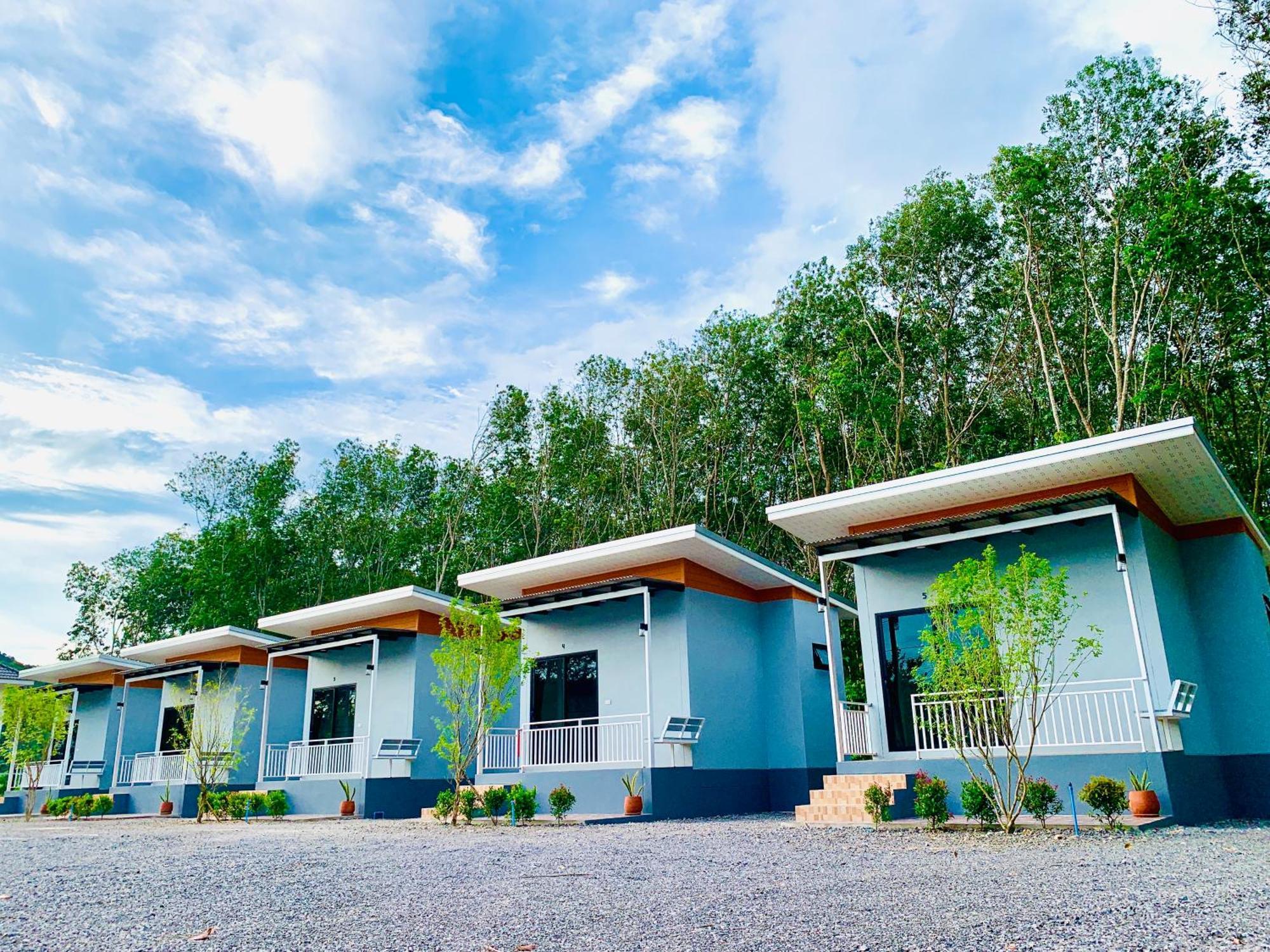 Suanvadee Resort สวนวดี รีสอร์ท ساك دون المظهر الخارجي الصورة